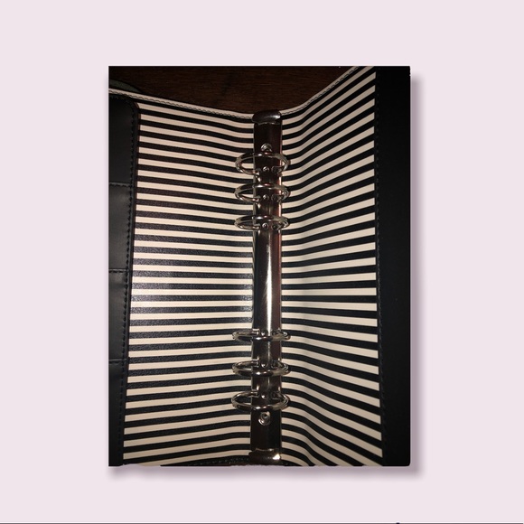 This Girl is Forever Fearless Cover Agenda 52 - Picture 3 of 5